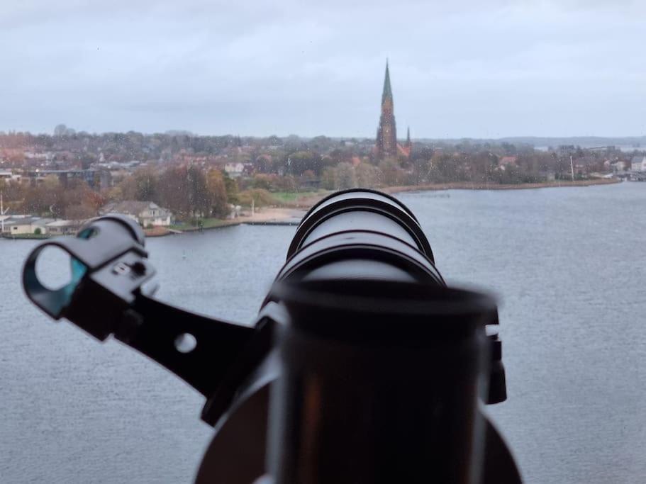 Traumblick! Mitten Im Wasser, Den Wolken Ganz Nah! شلسفيغ المظهر الخارجي الصورة